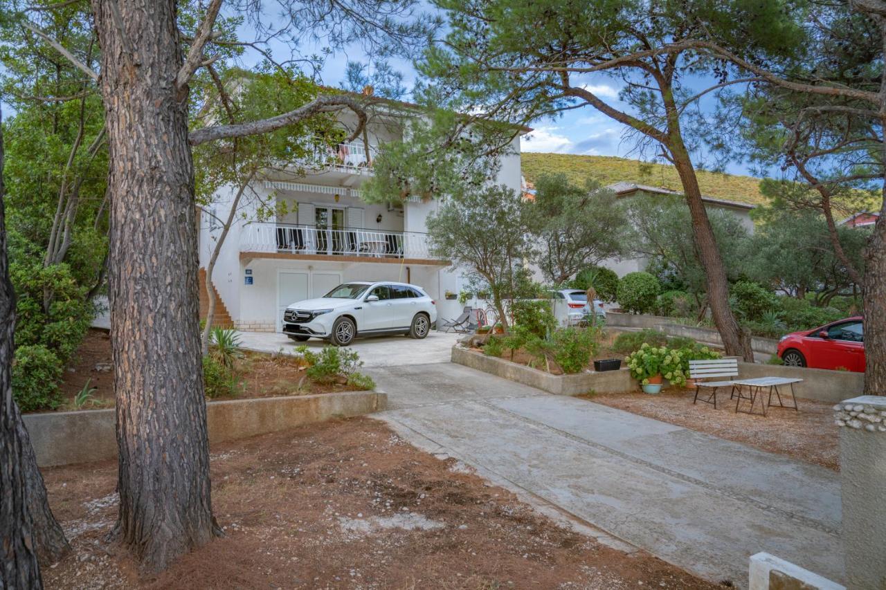 Sidus Maris, Spacious Seaside Apartment With Free Parking Martinšćica Kültér fotó